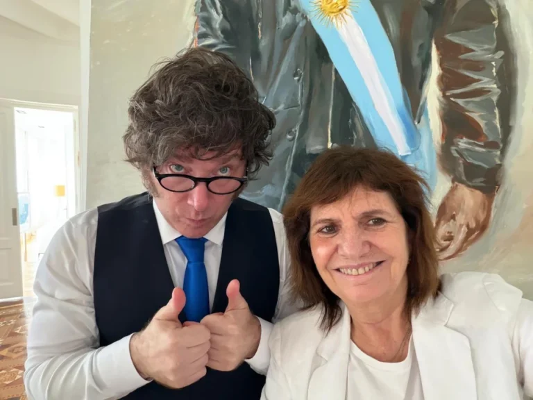 “¿Feriado?”: Milei se mostró en Olivos con Bullrich y reforzó el mensaje de “trabajo” en pleno Carnaval