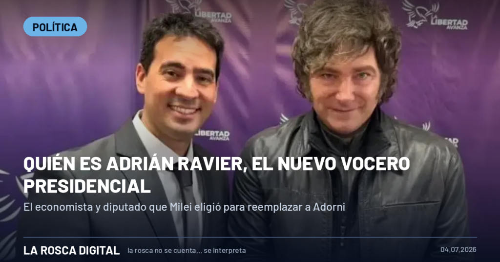 Adrián Ravier junto a Javier Milei en un acto de La Libertad Avanza, antes de ser designado vocero presidencial.