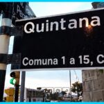 Cartel de calle con la leyenda 'Quintana' y 'Comuna 1 a 15, CABA'