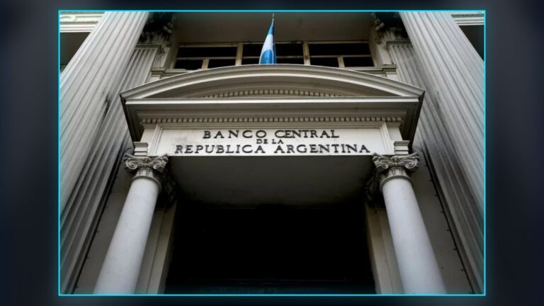 Fachada del edificio del Banco Central de la República Argentina